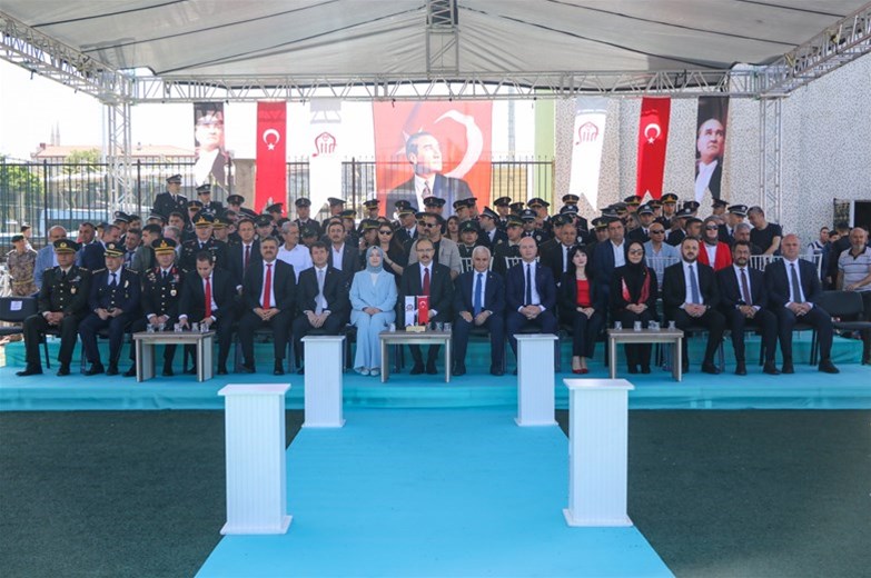 SİİRT’TE 19 MAYIS ATATÜRK'Ü ANMA, GENÇLİK VE SPOR BAYRAMI COŞKUYLA KUTLANDI